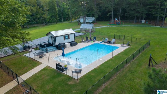 271 LITTLE POND ROAD, Pell City, AL 35128