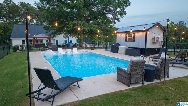 271 LITTLE POND ROAD, Pell City, AL 35128
