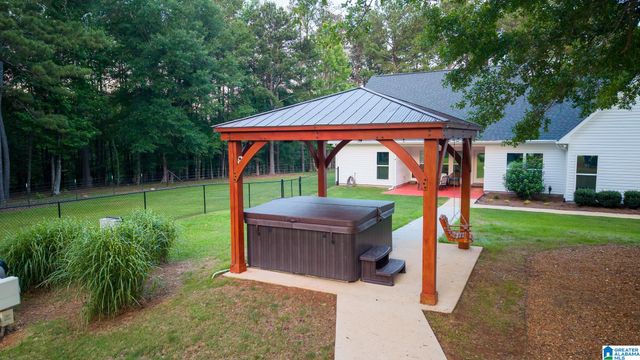 271 LITTLE POND ROAD, Pell City, AL 35128