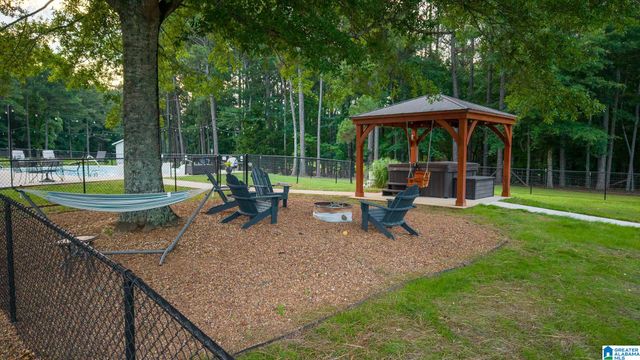 271 LITTLE POND ROAD, Pell City, AL 35128