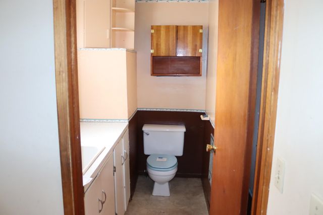 210 NE Foster St, Creston, WA 99117