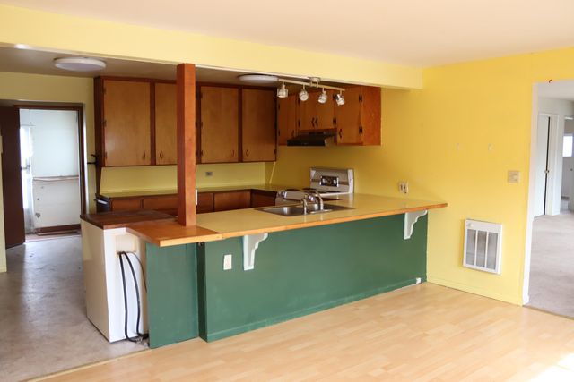 210 NE Foster St, Creston, WA 99117