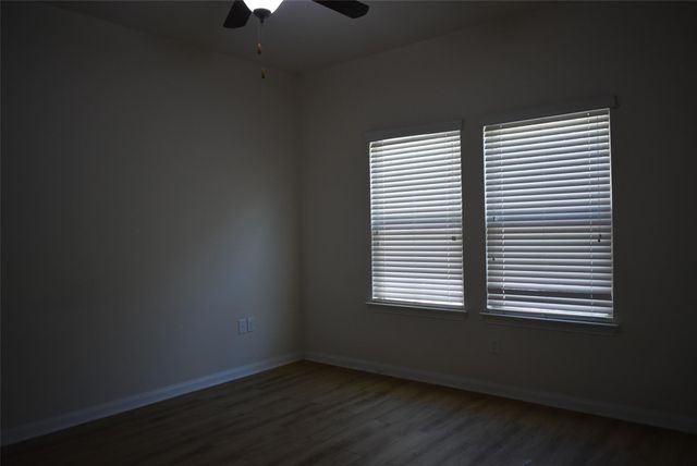 299 Shale CIR, Buda, TX 78610