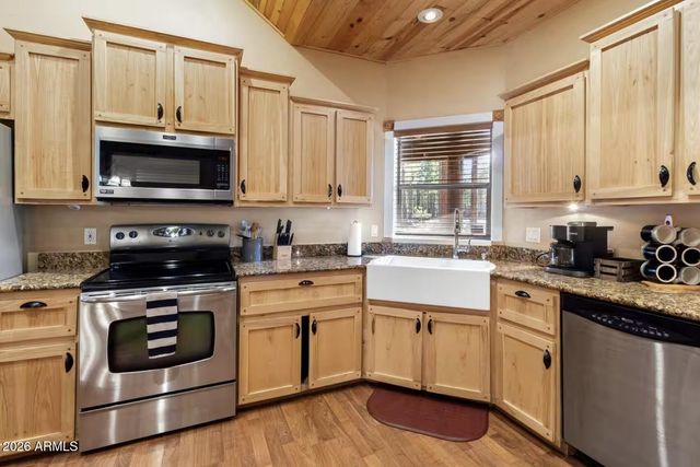 2540 TIMBER RIDGE Lane, Pinetop, AZ 85935