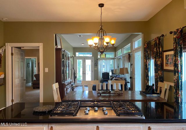 164 Balmoral Avenue, Biloxi, MS 39531