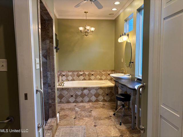 164 Balmoral Avenue, Biloxi, MS 39531
