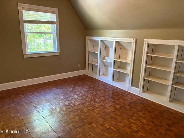 164 Balmoral Avenue, Biloxi, MS 39531