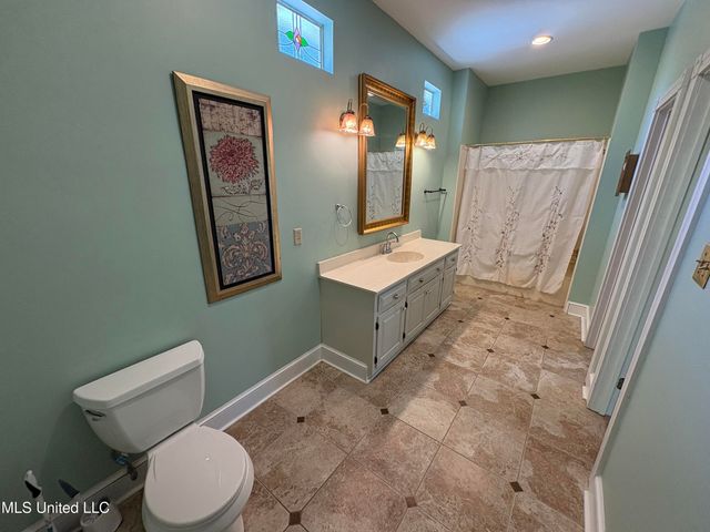 164 Balmoral Avenue, Biloxi, MS 39531