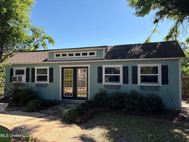 164 Balmoral Avenue, Biloxi, MS 39531