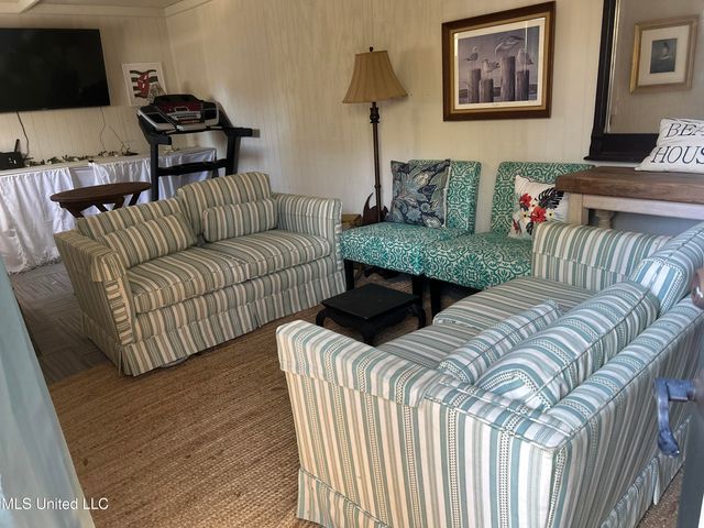164 Balmoral Avenue, Biloxi, MS 39531