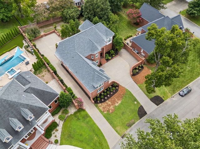 1416 Shannon Pl, Old Hickory, TN 37138