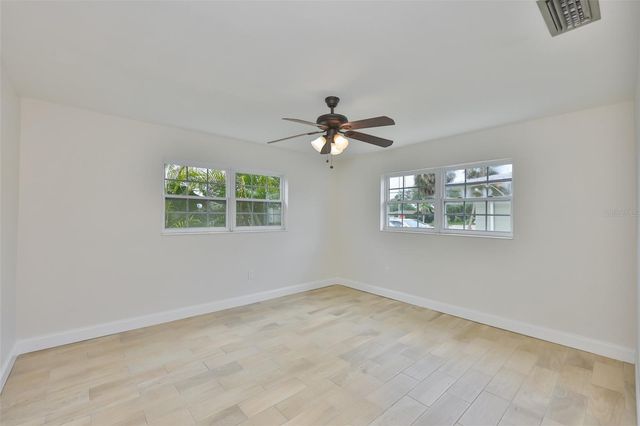 7824 115TH STREET, Seminole, FL 33772