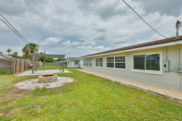 7824 115TH STREET, Seminole, FL 33772