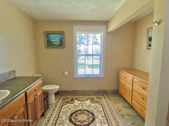 850 Cedar Hill Dr, Elizabethtown, KY 42701