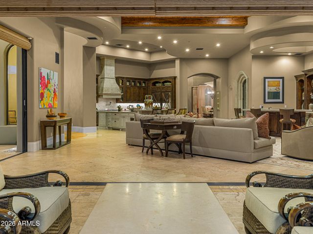 7170 N 69TH Place, Paradise Valley, AZ 85253