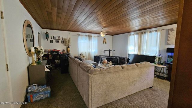 4103 E 3rd Avenue, Anchorage, AK 99508