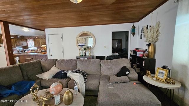 4103 E 3rd Avenue, Anchorage, AK 99508