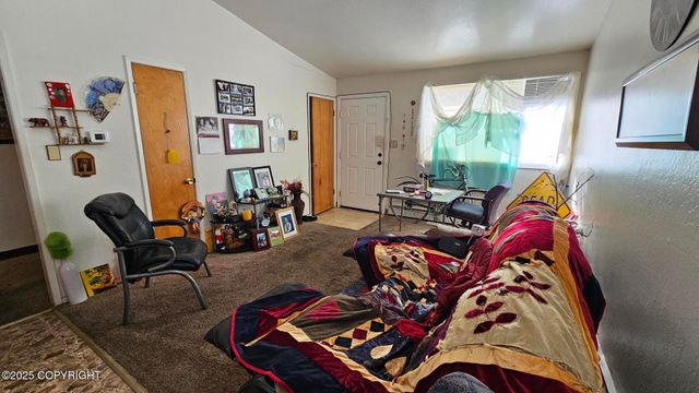 4103 E 3rd Avenue, Anchorage, AK 99508