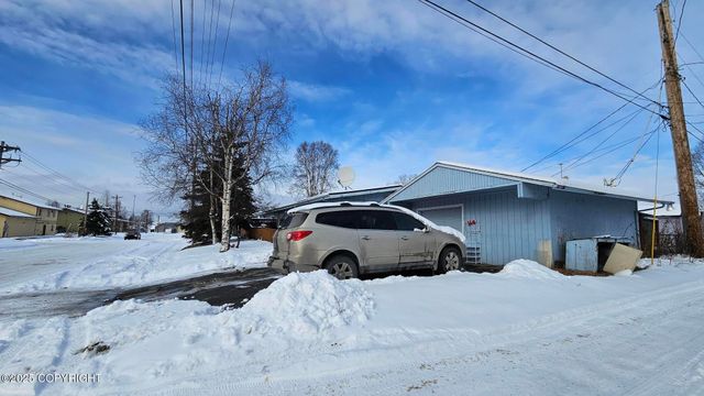 4103 E 3rd Avenue, Anchorage, AK 99508
