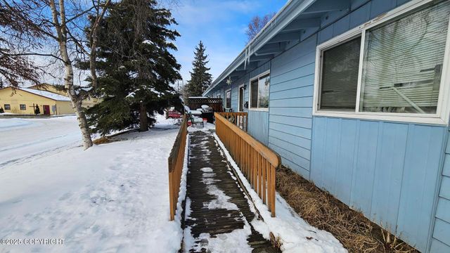 4103 E 3rd Avenue, Anchorage, AK 99508