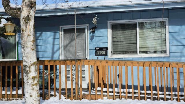 4103 E 3rd Avenue, Anchorage, AK 99508
