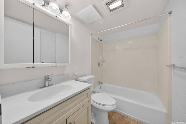 94-345 Hokuahiahi Street 122, Mililani, HI 96789