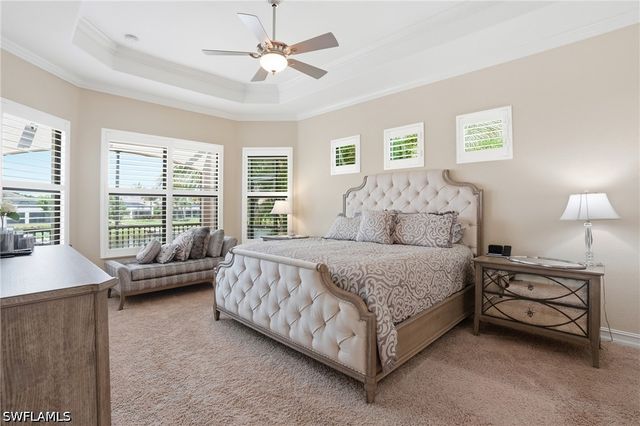 3266 Runaway LN, Naples, FL 34114