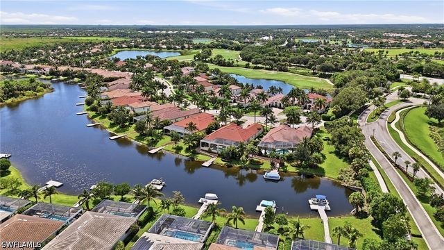 3266 Runaway LN, Naples, FL 34114