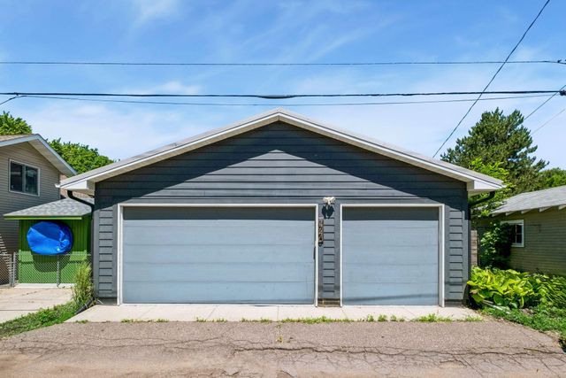 1740 Palace Avenue, Saint Paul, MN 55105