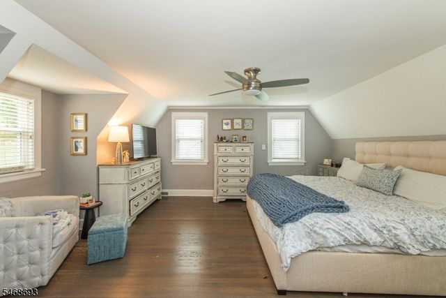 37 Wayland Dr, Verona Twp., NJ 07044