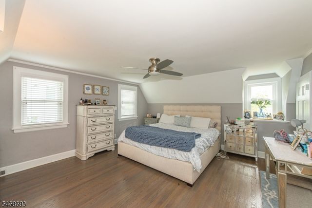 37 Wayland Dr, Verona Twp., NJ 07044
