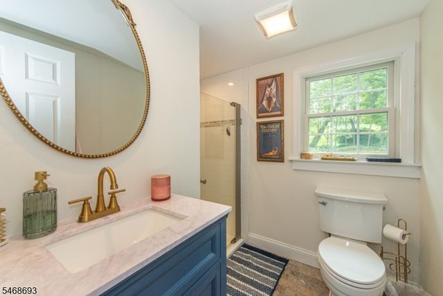 37 Wayland Dr, Verona Twp., NJ 07044