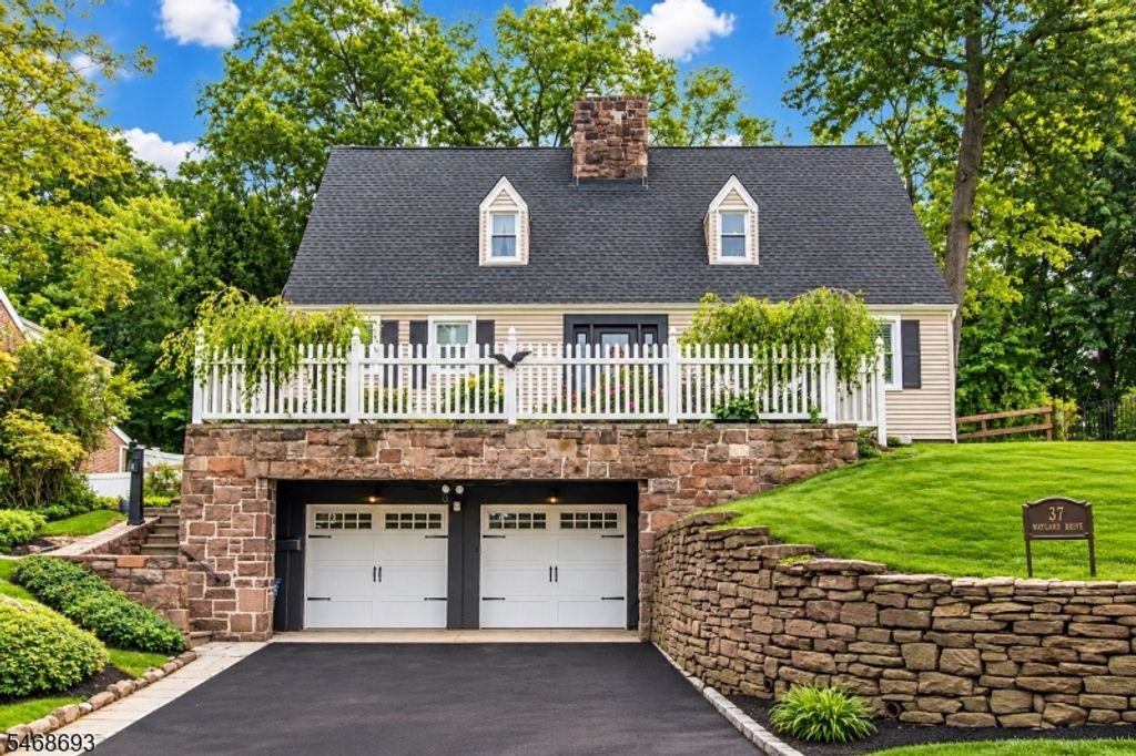 37 Wayland Dr, Verona Twp., NJ 07044 — exterior