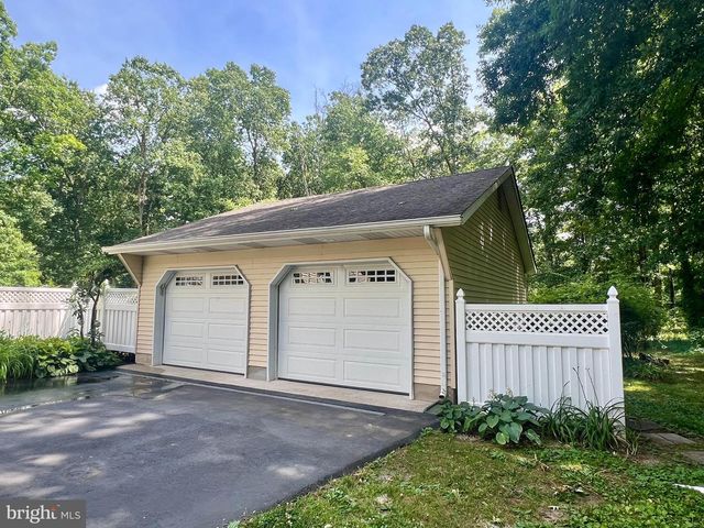 720 STRAWBERRY AVE, Vineland, NJ 08360