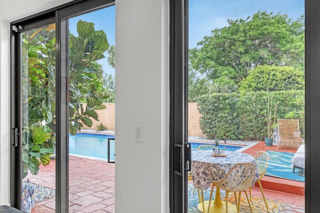 6532 Via Rosa, Boca Raton, FL 33433