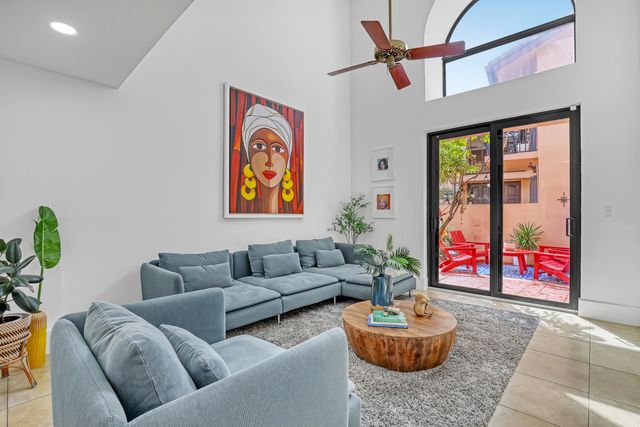 6532 Via Rosa, Boca Raton, FL 33433