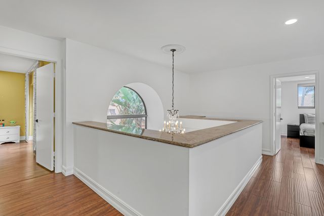 6532 Via Rosa, Boca Raton, FL 33433