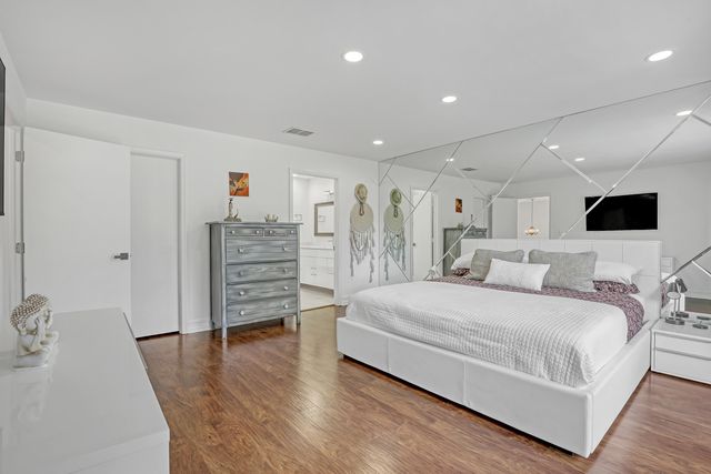 6532 Via Rosa, Boca Raton, FL 33433