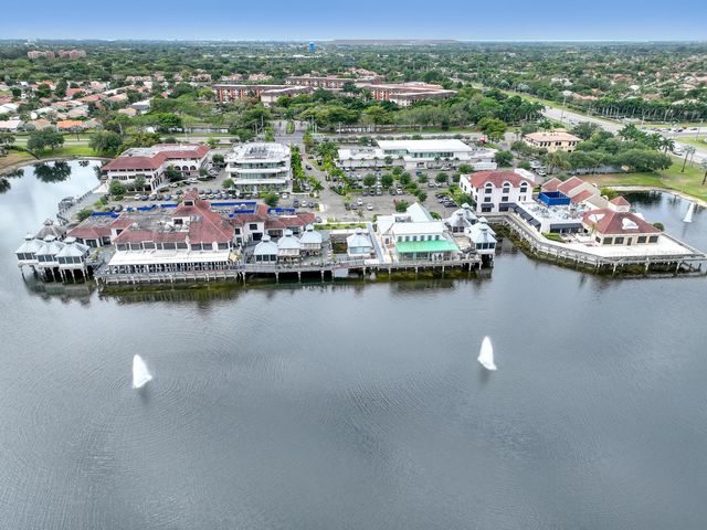 6532 Via Rosa, Boca Raton, FL 33433