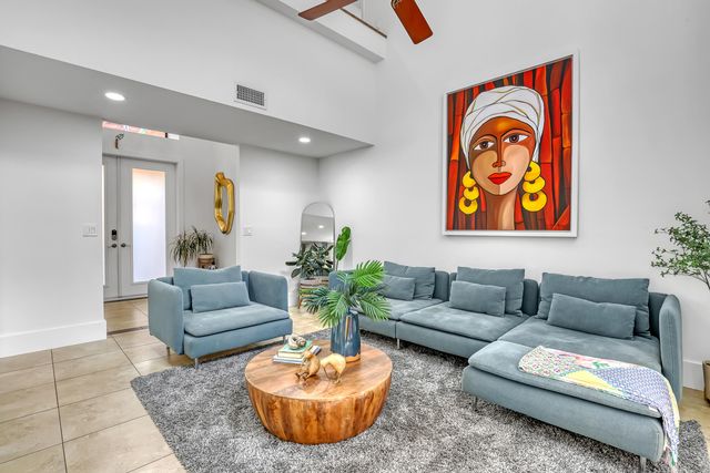 6532 Via Rosa, Boca Raton, FL 33433