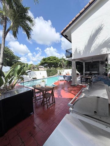6532 Via Rosa, Boca Raton, FL 33433