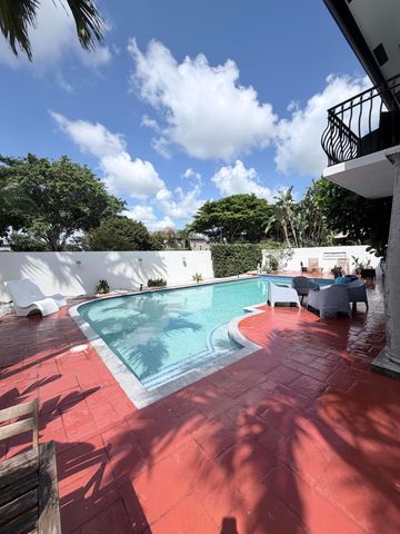 6532 Via Rosa, Boca Raton, FL 33433