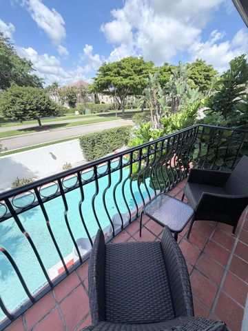 6532 Via Rosa, Boca Raton, FL 33433
