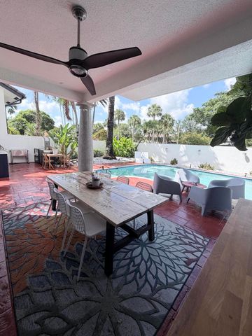 6532 Via Rosa, Boca Raton, FL 33433