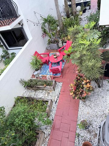 6532 Via Rosa, Boca Raton, FL 33433