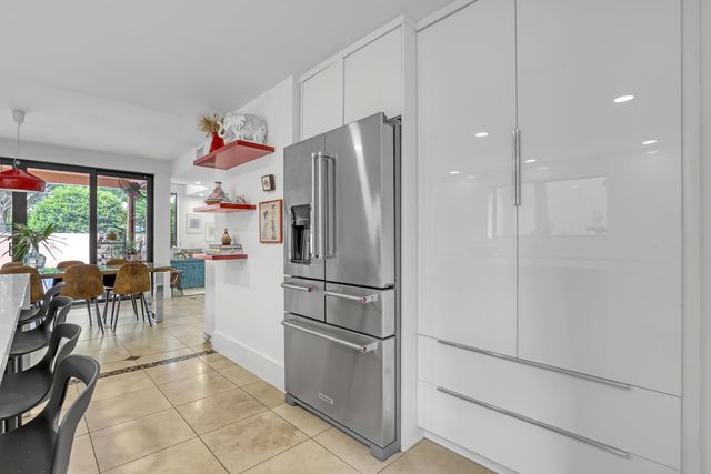 6532 Via Rosa, Boca Raton, FL 33433