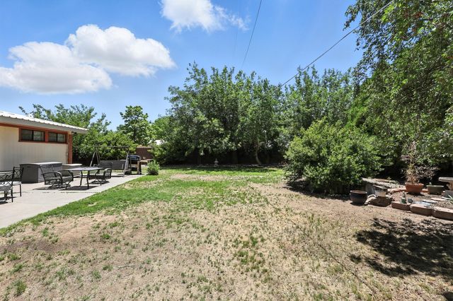 411 Schmidt Place, Los Lunas, NM 87031