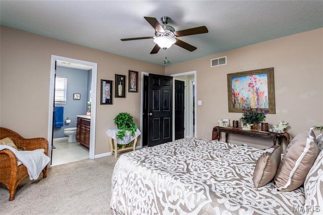 55 Bridgewater Lane A, Highland, IL 62249