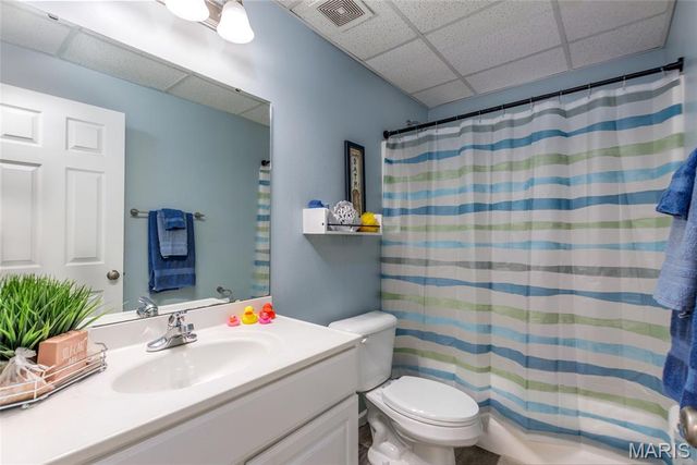 55 Bridgewater Lane A, Highland, IL 62249