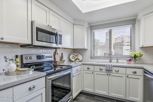 7575 E INDIAN BEND Road 2032, Scottsdale, AZ 85250